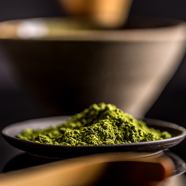Matcha A:sta Z:aan. Mikä tämä tee on, miltä se maistuu ja miksi sitä kannattaa juoda?
