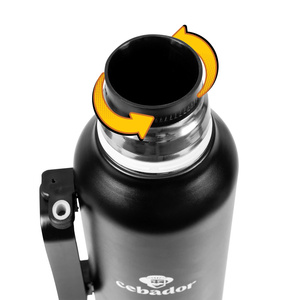 YerbaGo - Termoskannu, jossa on Mate-kurpitsa ja Bombilla 1,3 L - musta