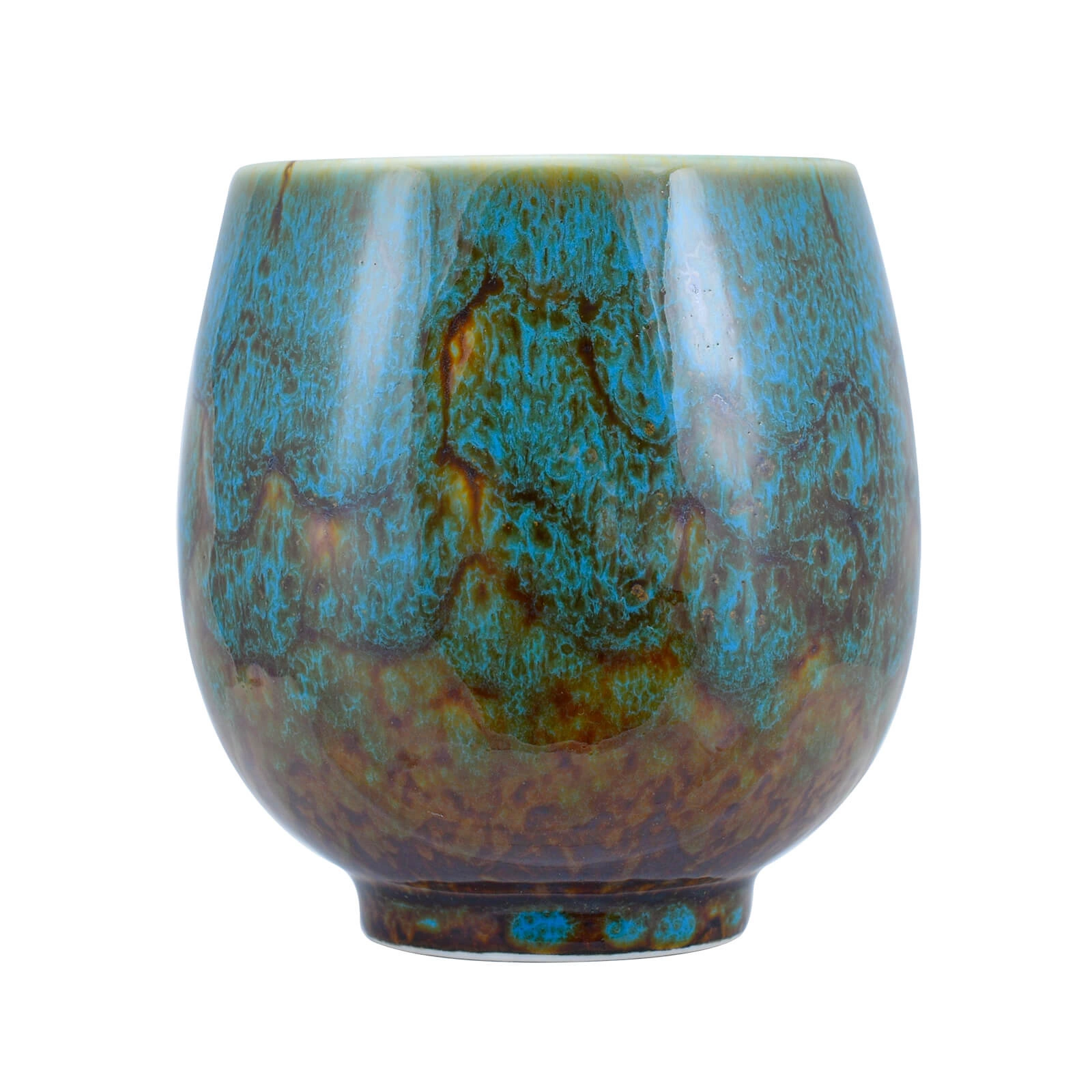 Close-up of the Isla Ceramic Cup