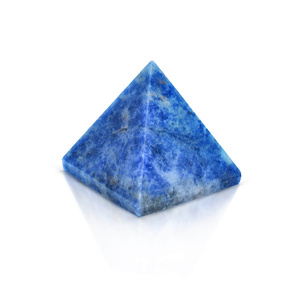 7 chakra-kiven sarja - pyramidit