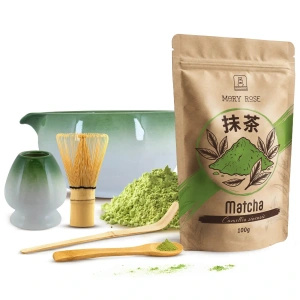 Matcha-teen valmistustarvikkeet: matcha 100g + tarvikkeet