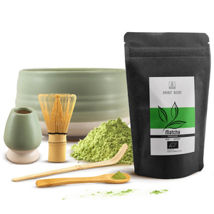 PREMIUM Matcha teen valmistussarja: 30g + tarvikkeet