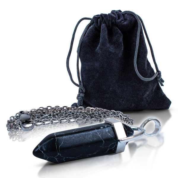 Riipus musta turkoosi pussissa + ketju