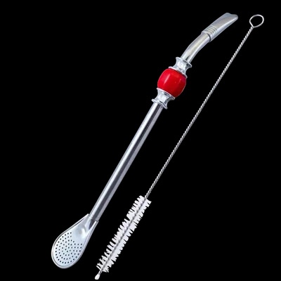 Bombilla Grande punaisella kivellä