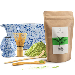 Matcha-teen valmistustarvikkeet: matcha 100g + tarvikkeet