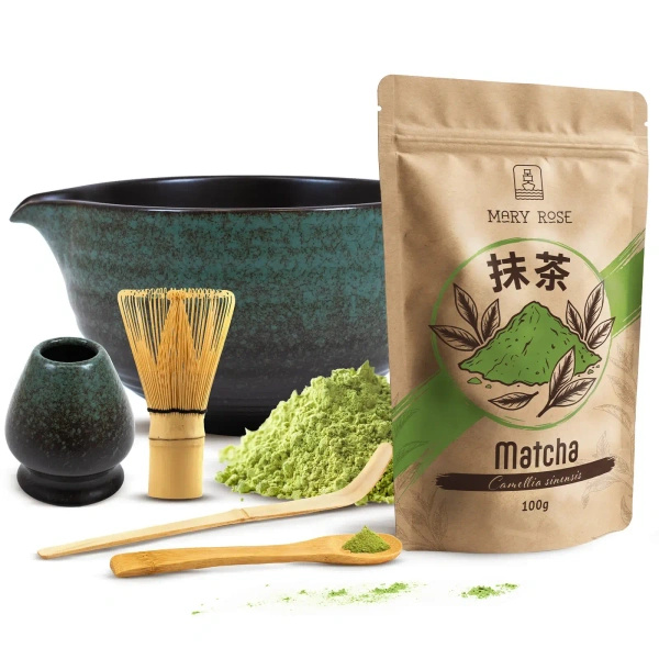 Matcha-teen valmistustarvikkeet: matcha 100g + tarvikkeet