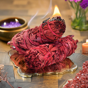 Lahjasetti: Valkosalvia Lohikäärmeen veri: Palo Santo 50g + Valkosalvia Lohikäärmeen veri