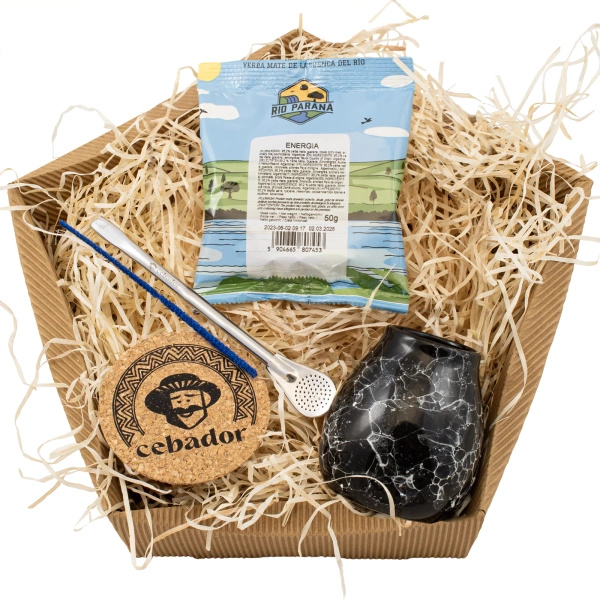 Lahjasetti Yerba Mate: Rio Parana Energia 50g + Balebassi + Bombilla