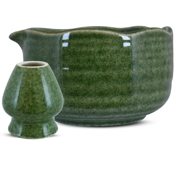Matcha-teen valmistustarvikkeet