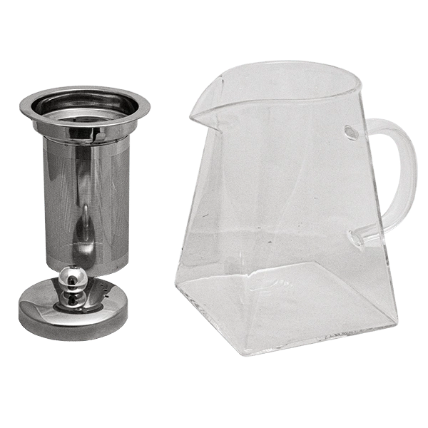 Siivilällä varustetun 950 ml:n teekannun mitat: korkeus 14 cm
