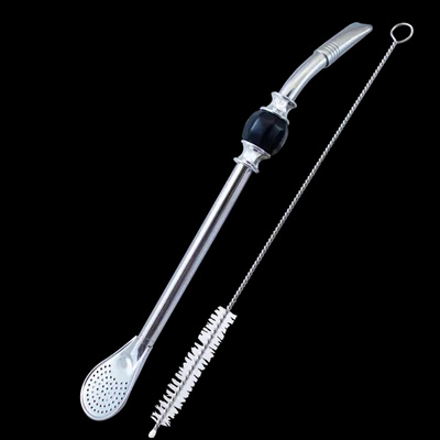 Bombilla Grande mustalla kivellä