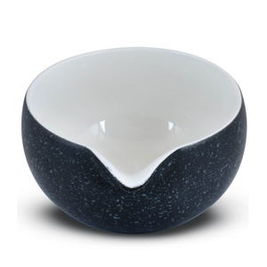 Matcha-teen valmistustarvikkeet