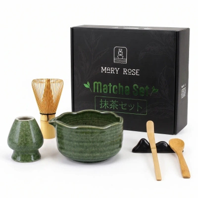 Lahjasetti: matcha-teen valmistustarvikkeet